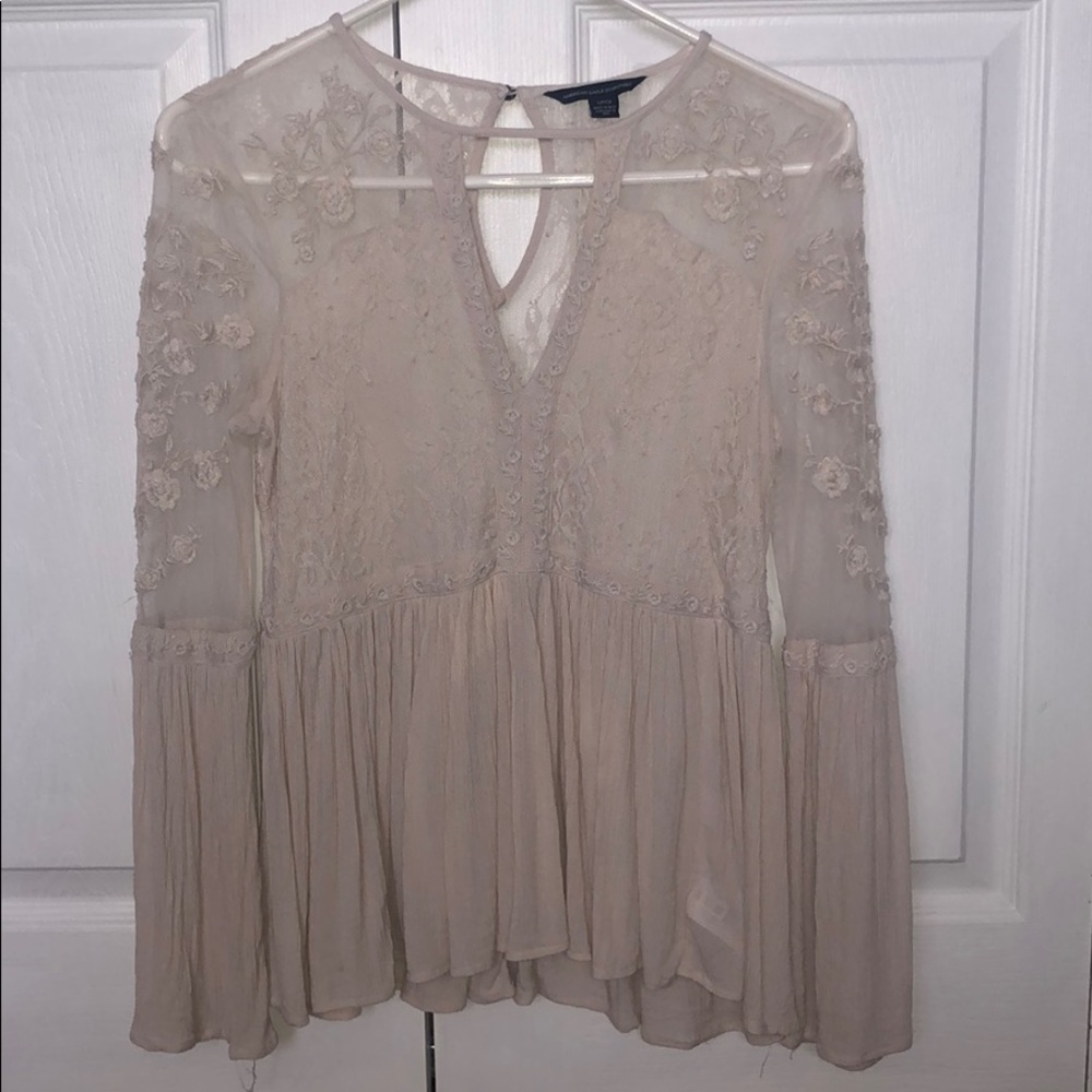 Long sleeve lightweight top